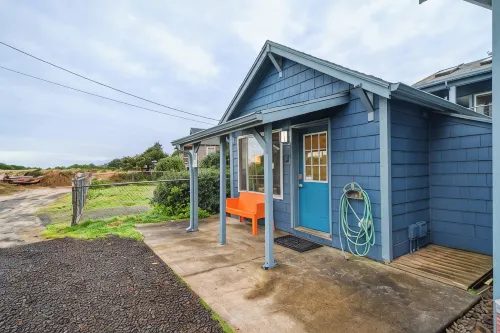 Blue Octopus #5 Personal Beach Cabin. Ocean View. - Chalets