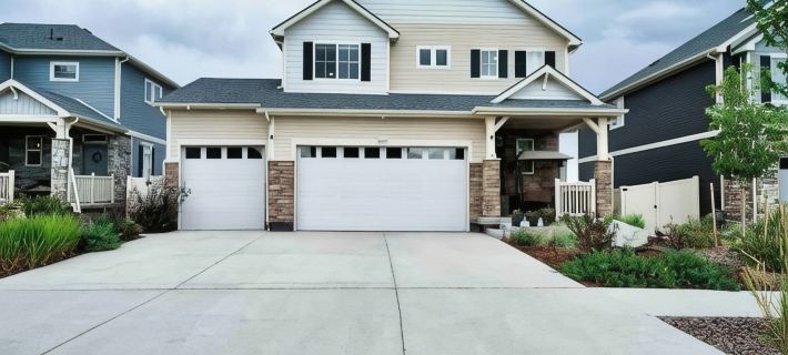 Mountain View house with, Jacuzzi, 5 beds 3.5 bath near Airport Hotels in Aurora