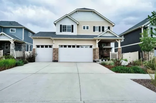 Mountain View house with, Jacuzzi, 5 beds 3.5 bath near Airport - 3-نجوم