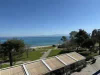 Plaza Hotel - Beach