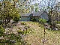 Cozy Home - 3 min to Sister Bay Downtown, Beach, & Pirates Cove Adventure Golf - 4-Star