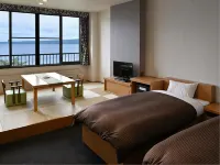 Marukoma Onsen Ryokan - avec sources thermales