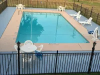 Super 8 by Wyndham Longview/I-20 - Kolam Renang
