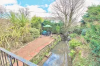 OLD SMIDDY APARTMENT, BALLOCH, LOCH LOMOND SLEEPS 3 IN FAMILY ROOM -  Privatzimmer