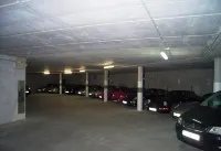 Hotel Azalea - parking
