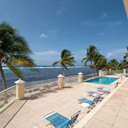 Ocean/Beachfront - stunning views! Seabreeze Villas