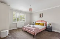 Ground Floor•Parking•Windsor Castle - By Tempstay - 2-Star