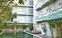 Kuta Galleria Hotel - Romantic
