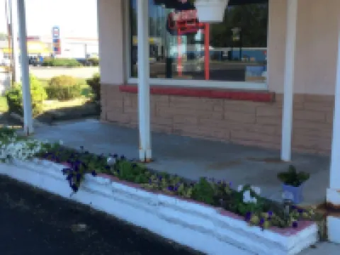 Palace Inn Motel Hotels in Sarnia