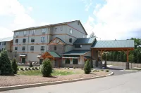 Hotel Floyd Hotels in Smith River