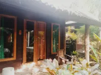Jembrana Bali Homestay YMC Waterfall 주변 호텔