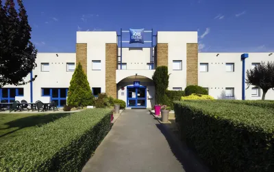 Ibis Budget Chartres Hotels in Le Coudray