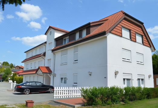 Hotel Restaurant Itzumer Paß - Housity