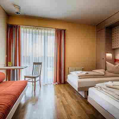 Jufa Hotel im Bruckenkopfpark - Julich Rooms