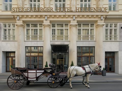 Steigenberger Hotel Herrenhof