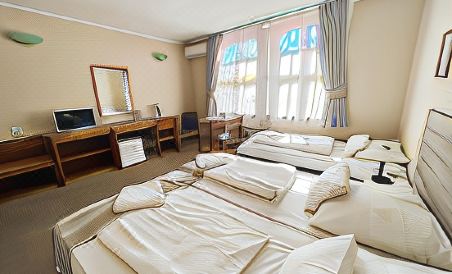 Hotel Unicornis - Housity