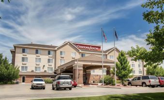 Comfort Suites Airport