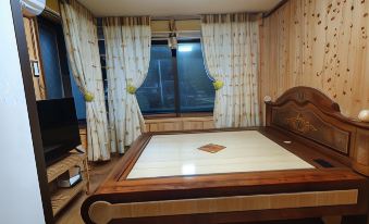 Jangseong Eoullim Pyeonbaek Pension