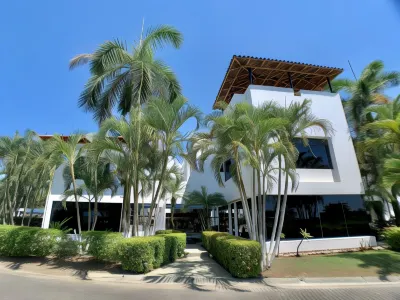 Classy Beachfront Home with Private Pool - Hermosa Palms 110