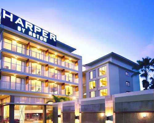 HARPER Wahid Hasyim, Medan Hotel di Babura