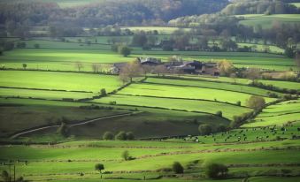 The Bull at Foolow