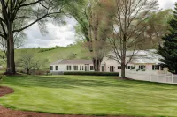 Batten Green Venue & Lodging Các khách sạn ở Verona