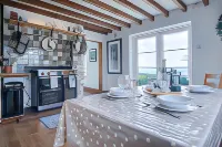 Windy Walls - 3 Bedroom Holiday Home - Rhossili