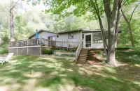 Seagull Bay Motel Hotels in Bayfield