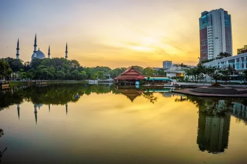 Putrajaya Dwiputra Fully Air-Con Blissful Suite