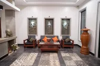 Nico's Hotel 2