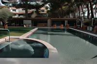 Praia Art Resort - 5-Star