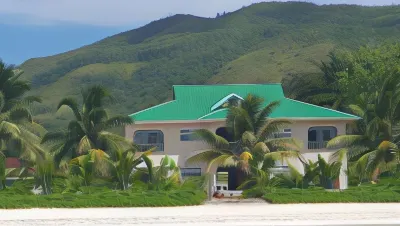 Seashell Beach Villa Các khách sạn gần Praslin Museum