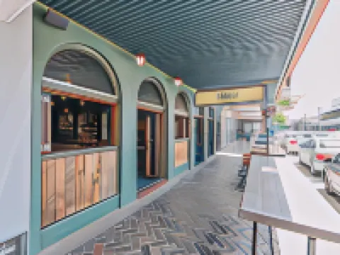 Studios on Beaumont Hotels in Hamilton