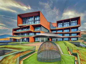 Aria Resort & Spa