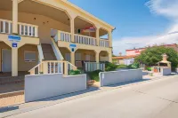 Apartments Delic Pejic