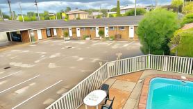 Golden Grain Motor Inn