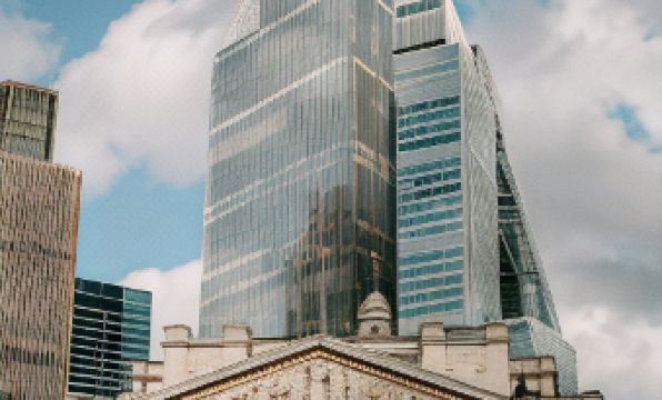 1. 어번 스테이 샤..