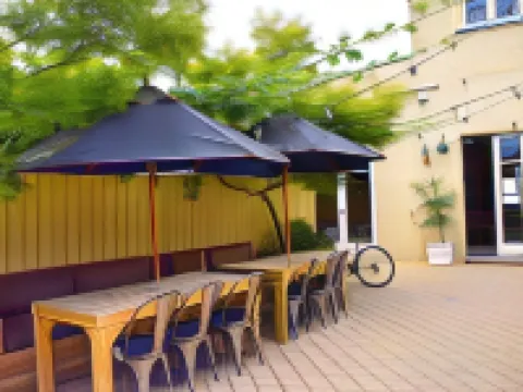 The Prince Albert Backpackers & Bar โรงแรมในเนลสัน