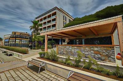 Eter Hotel Hotels in Golem