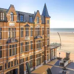 Hotel Villa Select Hotels near Adinkerke Military Cemetery