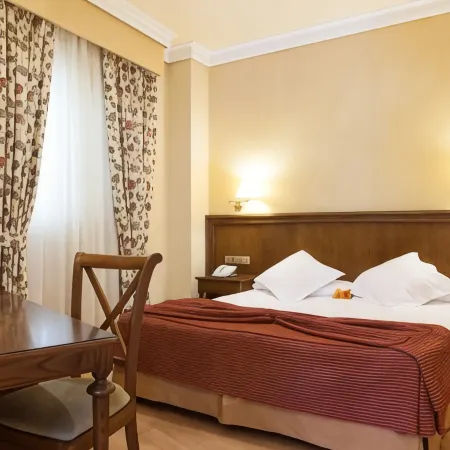 Hotel Cervantes