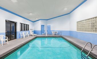 Days Inn & Suites by Wyndham des Moines Airport