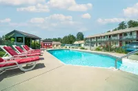 Wagon Wheel Motel - Swimmingpools