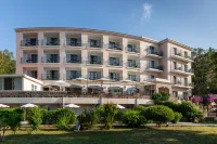 Hôtel du Parc Cavalaire Sur Mer Hotels in La Croix-Valmer