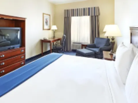 Holiday Inn Express & Suites MOUNTAIN HOME by IHG Hotels in Baxter County