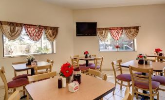Twin Star Lodge