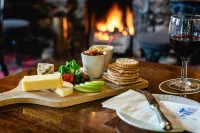 The Fox & Hounds Inn Hotels in Whitby