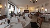 Logis- Hôtel & Restaurant le Montligeon - 2-Star