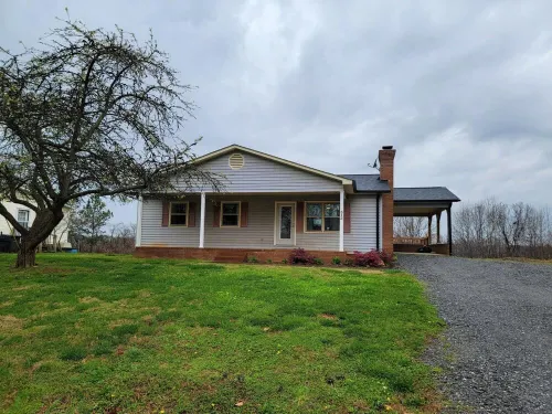 Relax at Hibiscus Grove - w/ an Amazing Deck View
