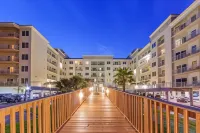 Holiday Inn Club Vacations Galveston Beach Resort Hotels in Galveston